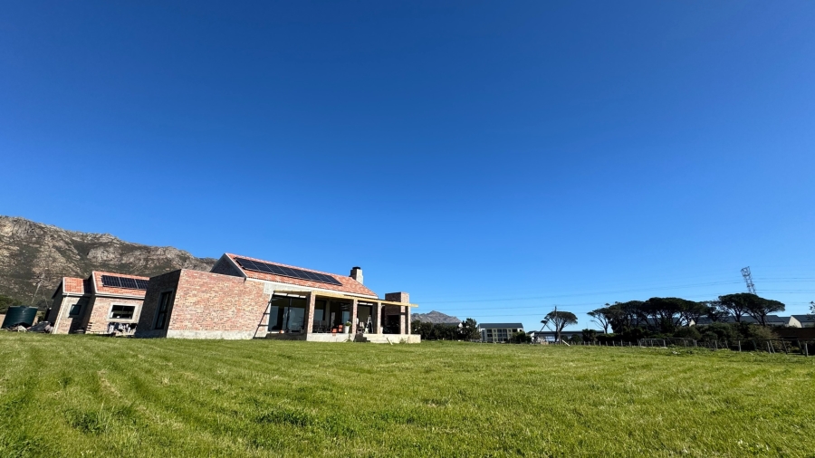 3 Bedroom Property for Sale in Firlands Western Cape